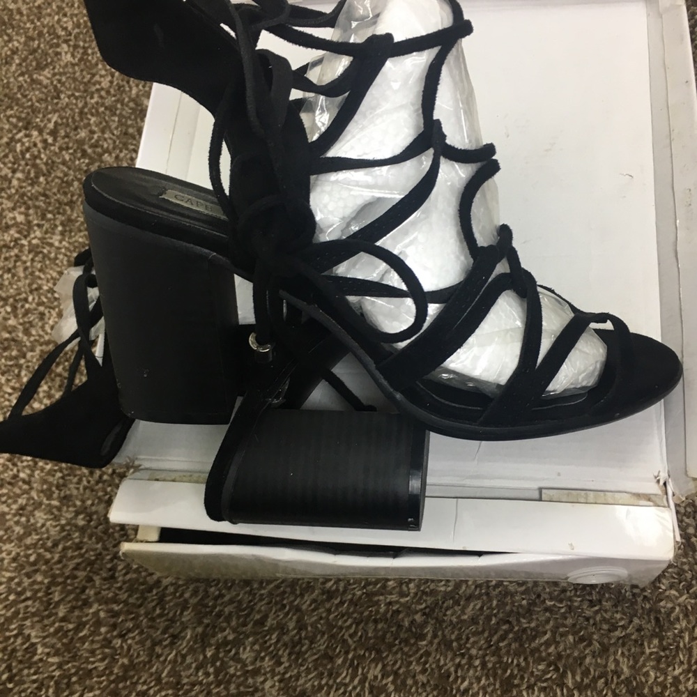 Cape Robbin lace up heel sandals Size 10